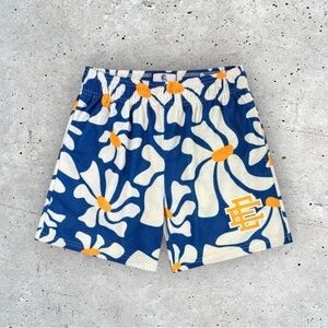 Eric Emanuel EE Basic Shorts Blue Daisies M Brand New - Free Shipping